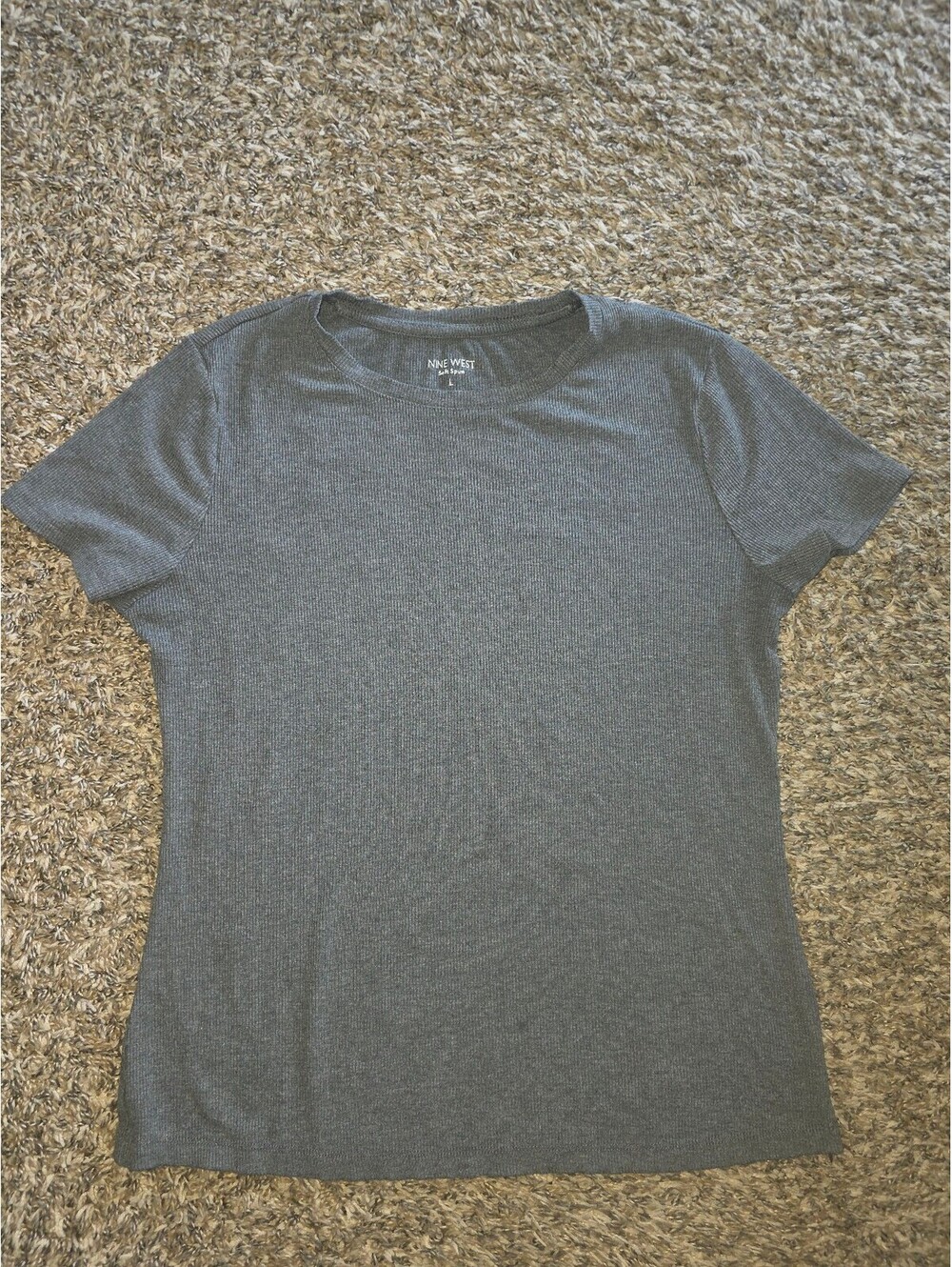 Nine West Women's Gray Short Sleeve T-Shirt